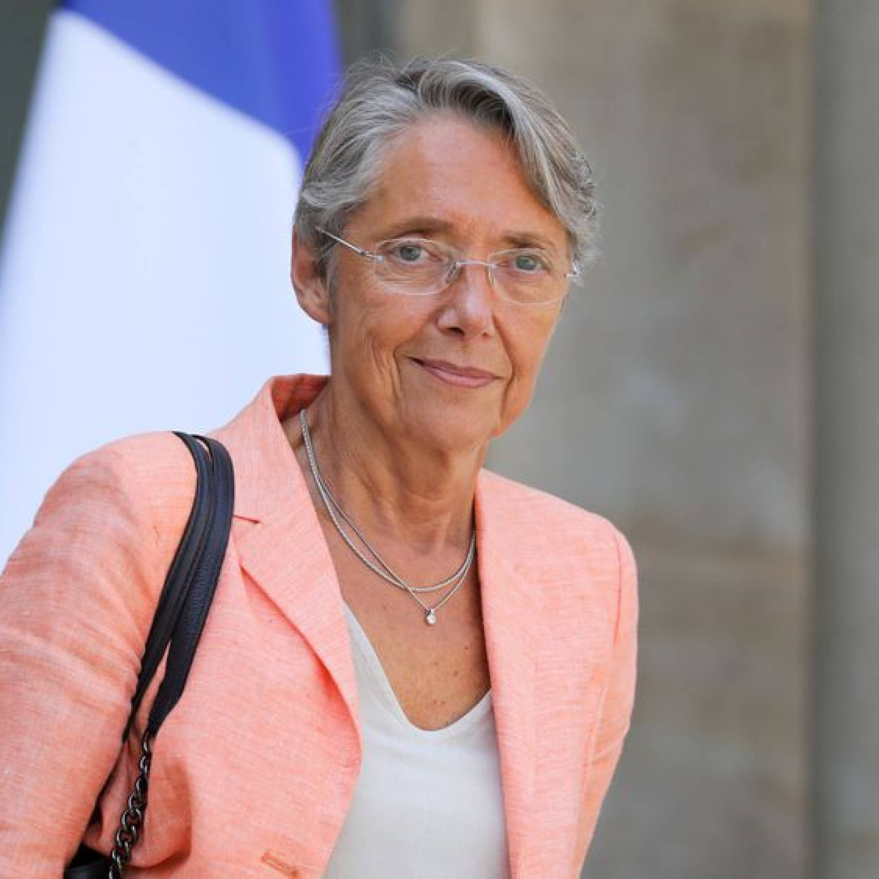 Frances President Names First Female French PM In Over Three Decades