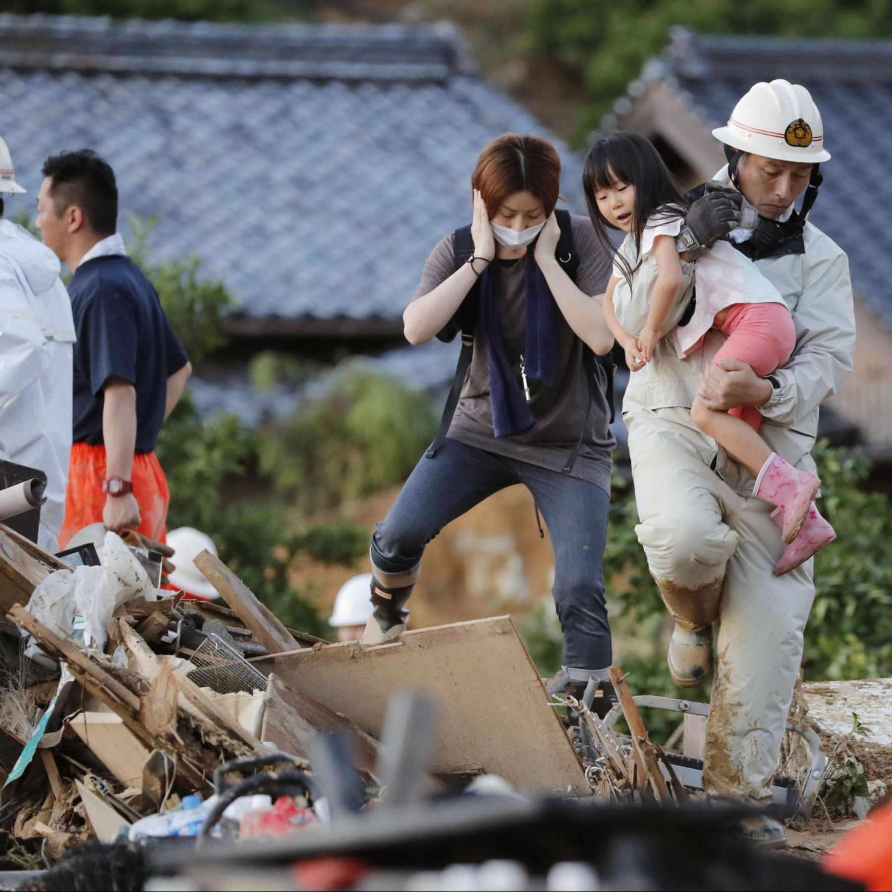 Malaysia government under fire over slow clean-up after deadly floods