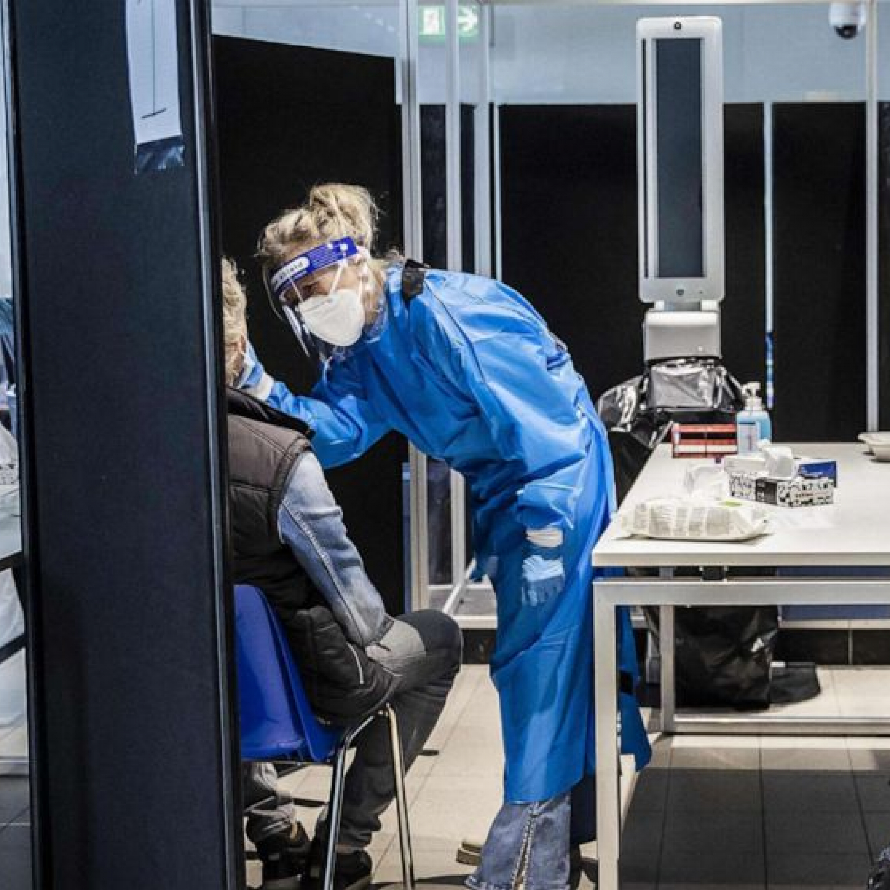 To stop omicron and other variants US must help vaccinate the world