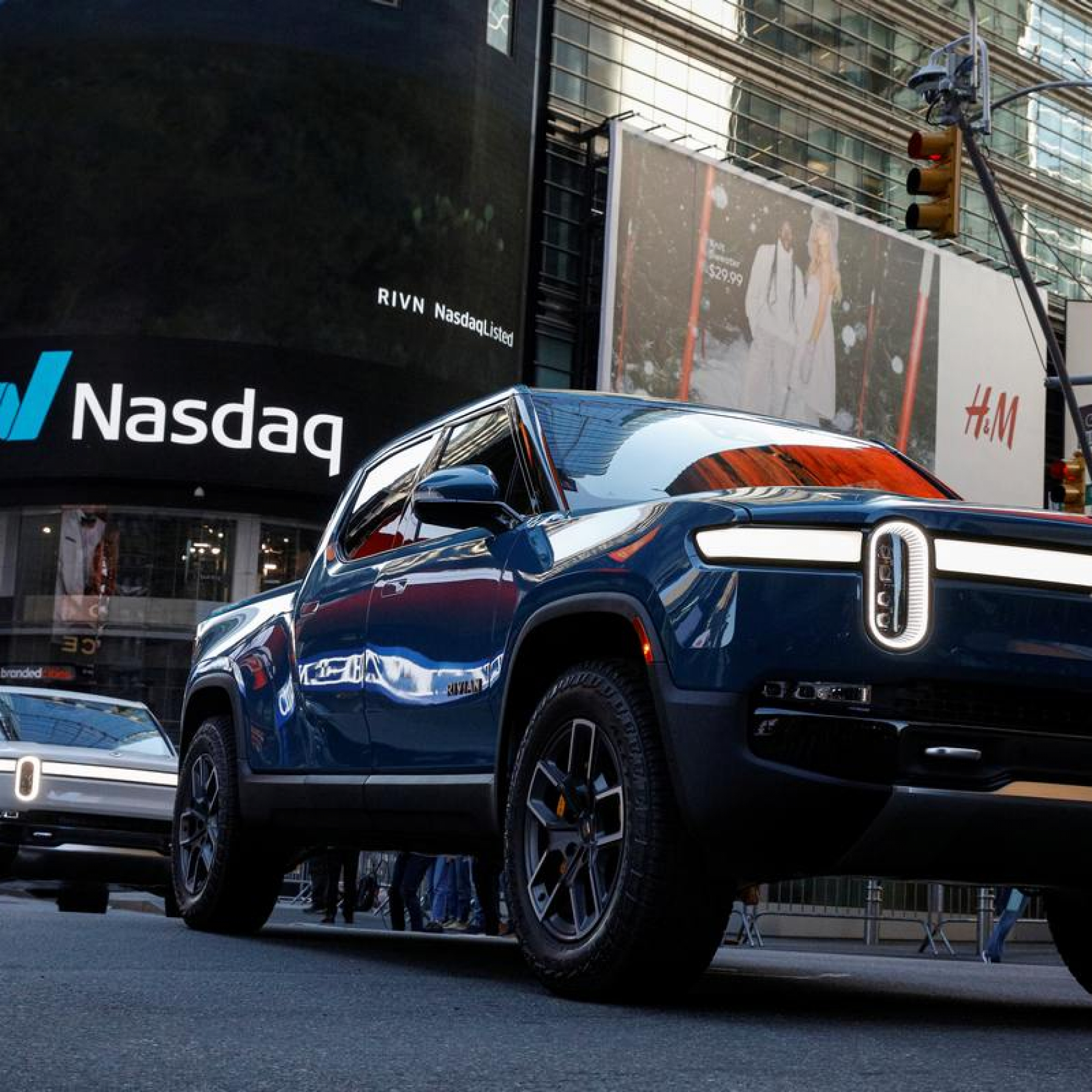 EV stocks soared on hype in 2021 — investors are betting 2022 will bring actual revenue