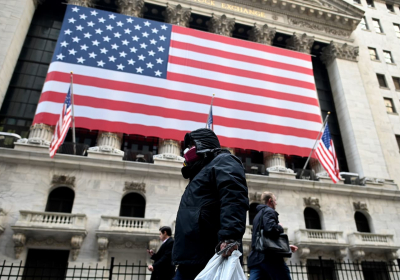 Stock futures edge lower ahead of a big week of economic data