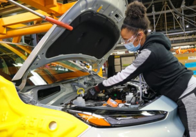 UAW tells members to urge Congress to back union-made EVs in the U.S.