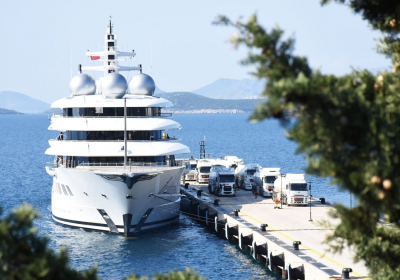 US wins case to seize Russian superyacht in Fiji sails away