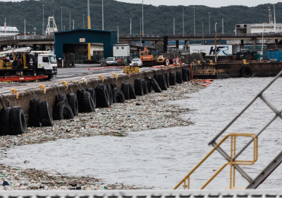 With floods and electricity shortages South Africas economy is threatening to go into reverse