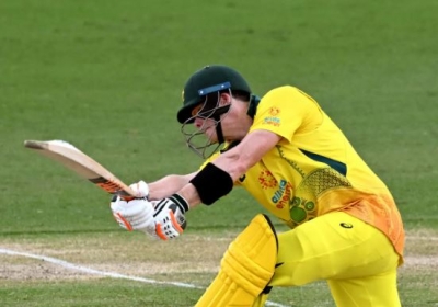 Australia crush Zimbabwe in second ODI to secure series victory