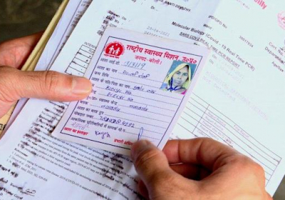 Covid-19: India health workers families fight for compensation
