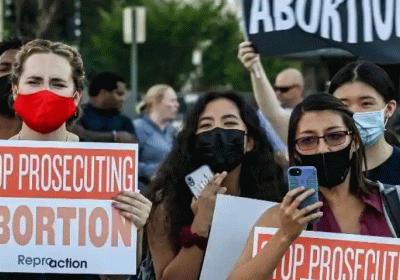 Texas abortion law creates a kind of bounty hunter. Heres how it works