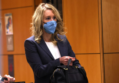 Holmes didnot flee a sinking ship defense says in closing arguments