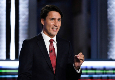 Canadian PM Trudeau makes final push before Mondays election