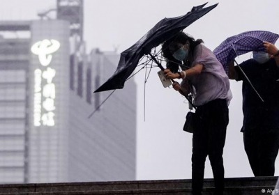 Flights restored as Typhoon Chanthu lingers off Shanghai