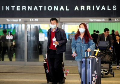 Global airlines cancel more than 2000 Christmas flights amid omicron surge