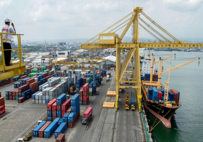 IT exports surge to $2.2 billion