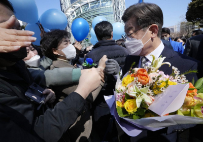 Dogfight in the mire: South Koreas election gets ugly