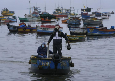 Perus worst ecological disaster slams small-scale fishing
