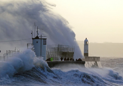 Millions across UK told to stay home as severe winds hit