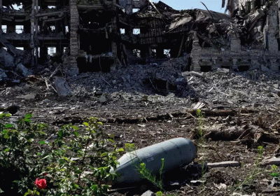 More bodies found in Mariupol as global food crisis looms