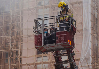 Hong Kong fire traps 150 people on roof of 39-storey World Trade Centre