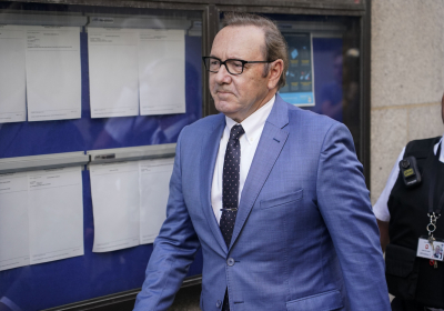  Kevin Spacey pleads not guilty to sexual offense charges in London court