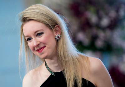 Elizabeth Holmes resumes testifying in Theranos trial