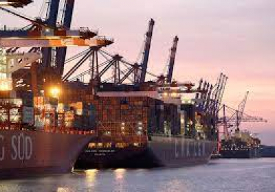 Shipping industry proposes levy to speed up zero carbon future