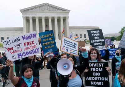 US abortion advocates vow to fight expected Roe v Wade decision