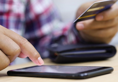 Parcel delivery texts now the most common con-trick
