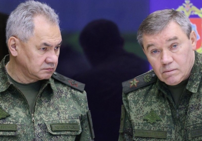 There had been reports that Armed Forces Chief Valeriy Gerasimov (R) had been dismissed