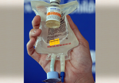 Omicron may sideline two leading drugs against COVID-19