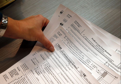 Automatic tax-filing: Why some experts believe the CRA should file taxes for us