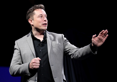Elon Musk offers billion-user vision but few details to Twitter staff