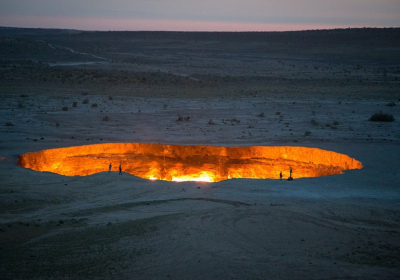 Gates of Hell: Turkmenistans President wants to close Darvaza gas crater