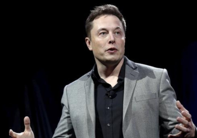 Elon Musk offers teen $5000 to stop bot tracking his private jet location