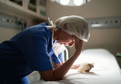 ICU doctor reveals the horrors his colleagues are facing: Somber faces and dispirited demeanor