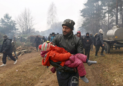 Poland border crisis: Belarus moves migrants stranded in camp