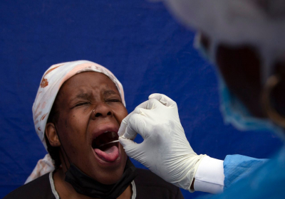 Omicron: Is racism why South African evidence of milder infection was ignored