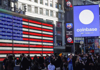 Coinbase users fear hacking after erroneous emails