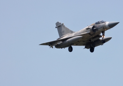 Beijing conducts new military drills near island