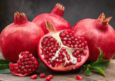 Pomegranate Has More Antioxidants Than Green Tea: Expert Suggests 5 Health Benefits