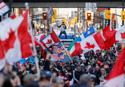 Canadian police face off with protesters opposed to mandates