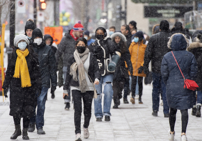Quebec orders shops bars restaurants to operate at 50%