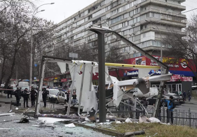 Russia presses invasion to outskirts of Ukrainian capital