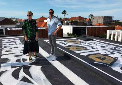 Russian artist and Ukrainian in Bali collaborate on message of unity