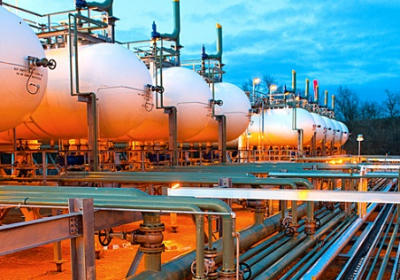 Natural gas futures rise over 4% on strong global cues experts suggest buy-on-dip strategy