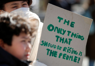 Britons cannot expect pay rises to keep up with inflation Treasury warns