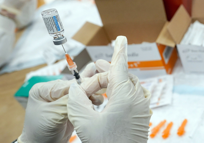 Vaccination key to battling Omicron: WHO