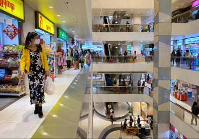SafeEntry barriers removed at malls as shoppers cheer convenience of eased COVID-19 rules