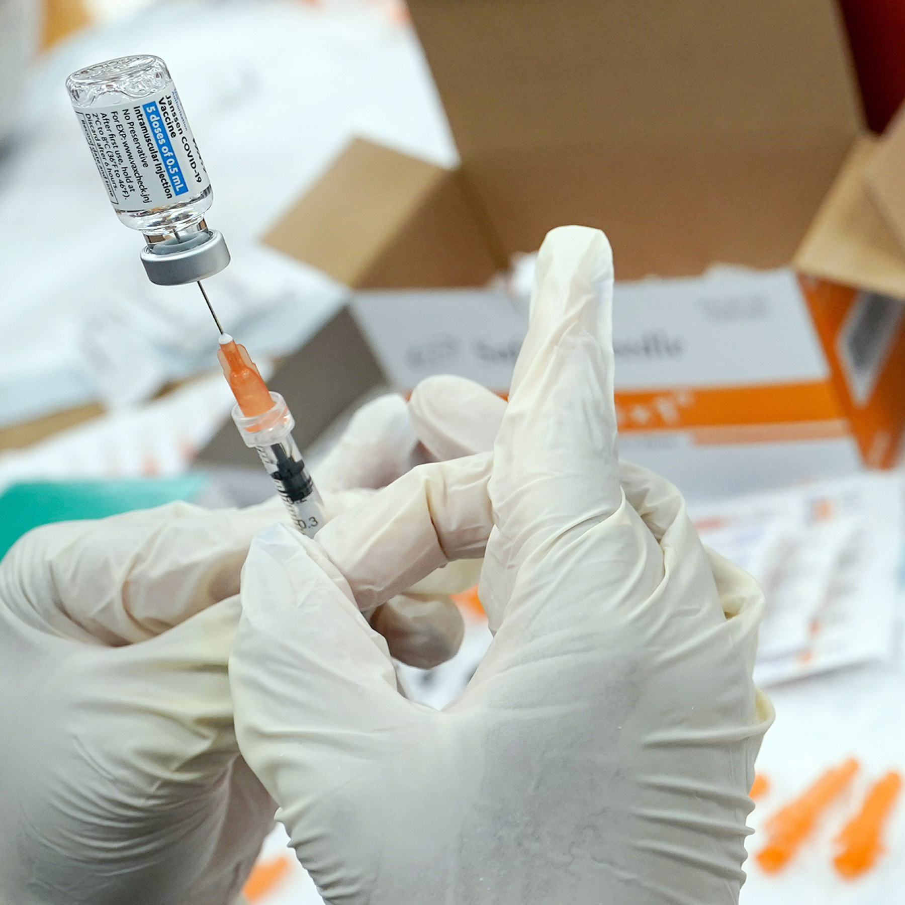 Vaccination key to battling Omicron: WHO