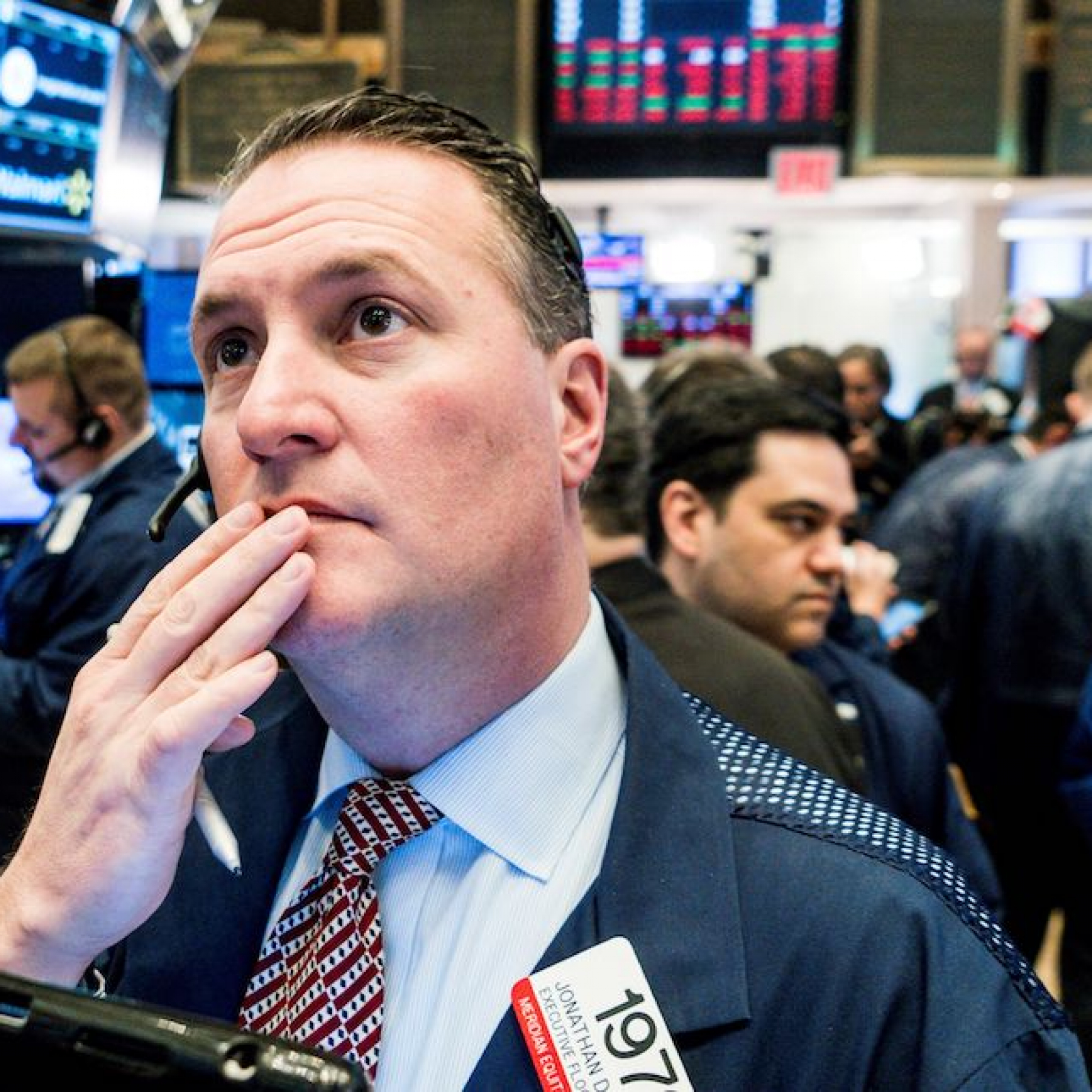 Asia stocks decline amid worries over US rate hikes Russia