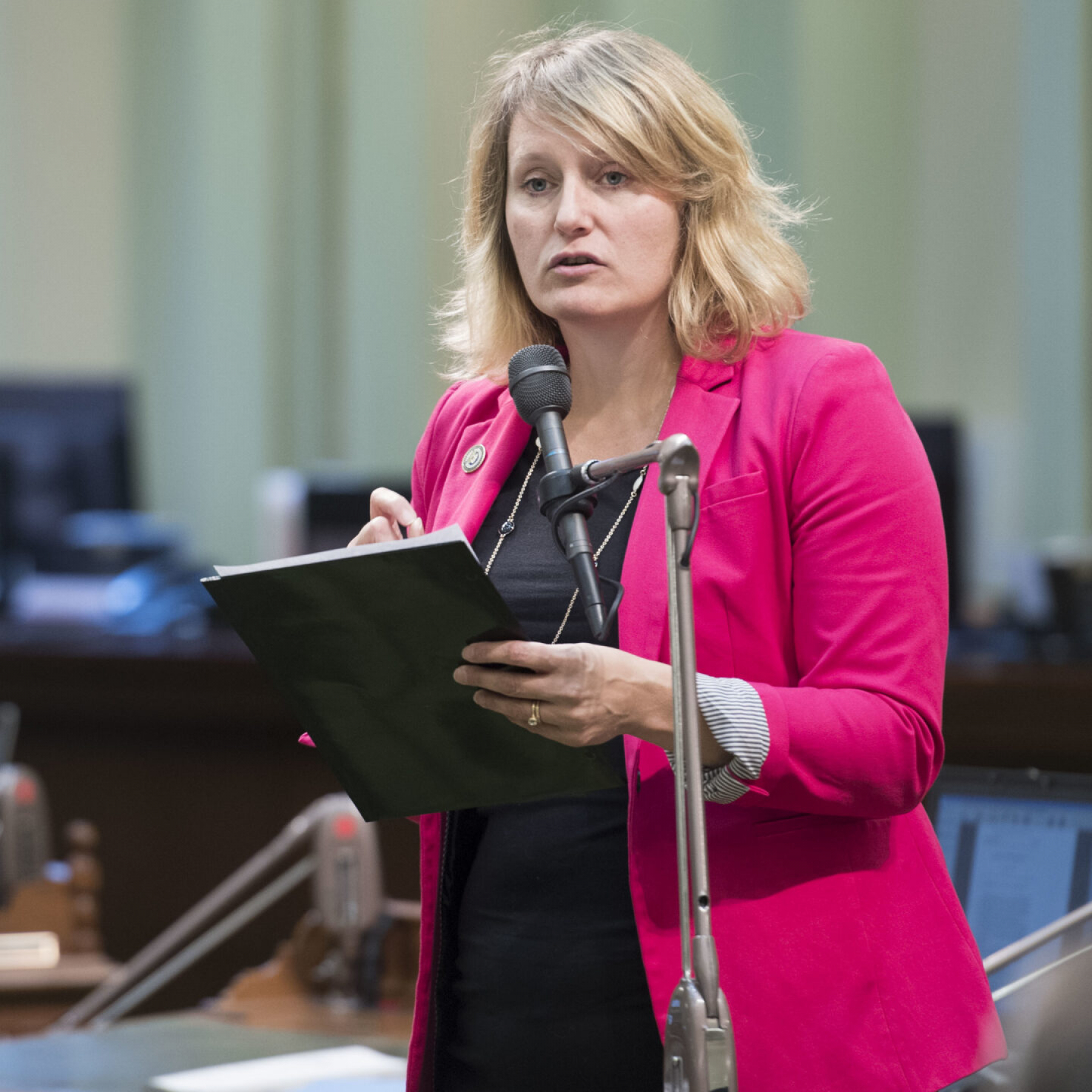 California lawmakers ramp up efforts to become a sanctuary state for abortion rights